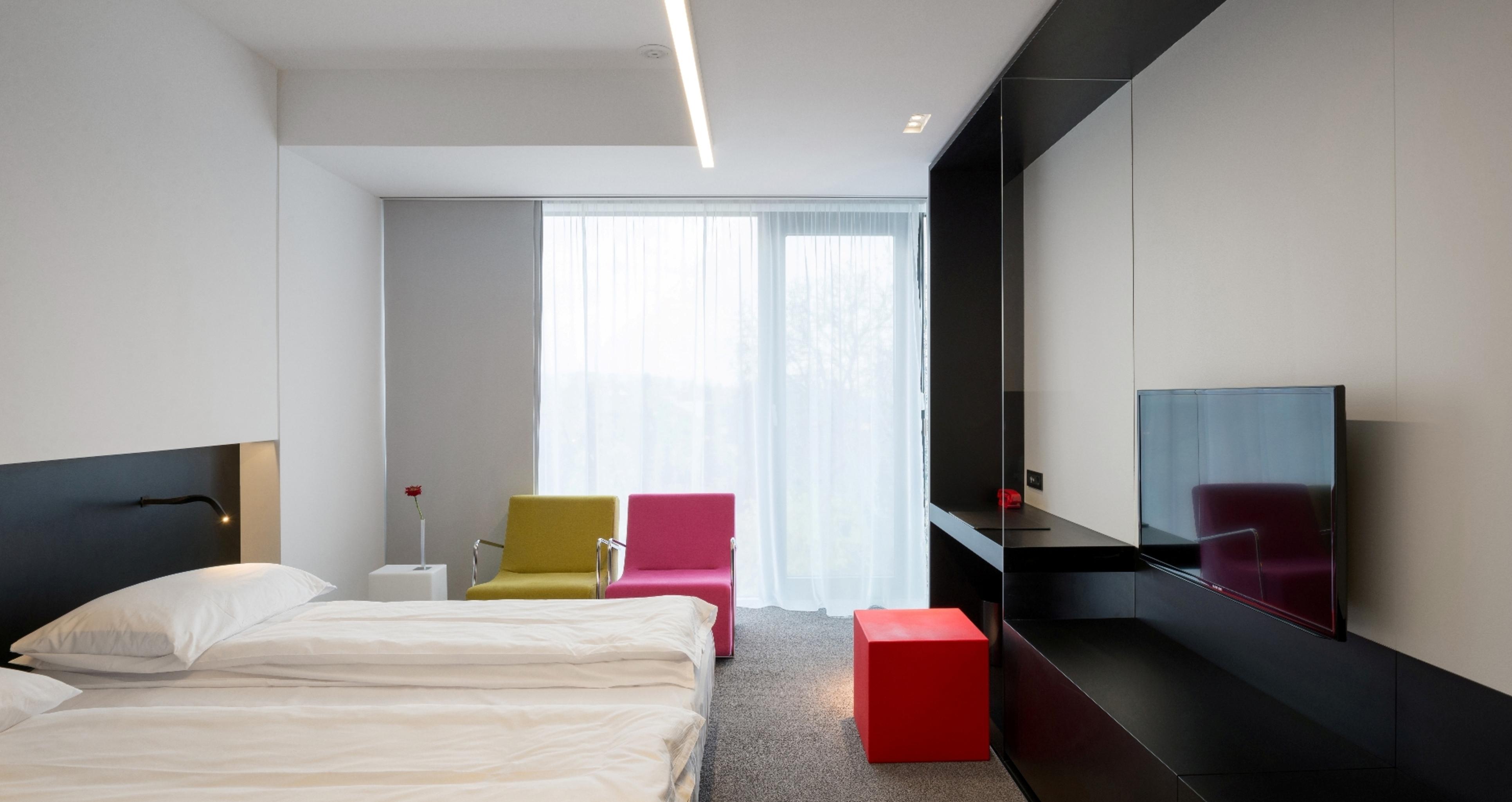 Hotel Privo Targu Mures Ngoại thất bức ảnh